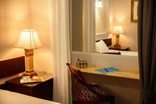 Отель Tea For Two Hotel Тбилиси Номер Делюкс-8