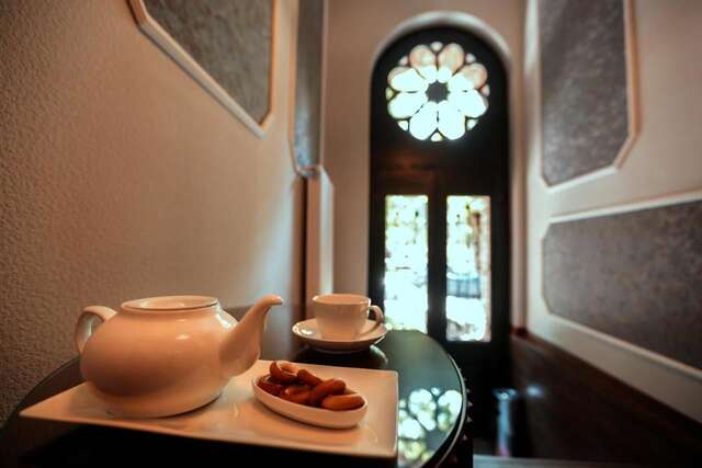 Отель Tea For Two Hotel Тбилиси-19